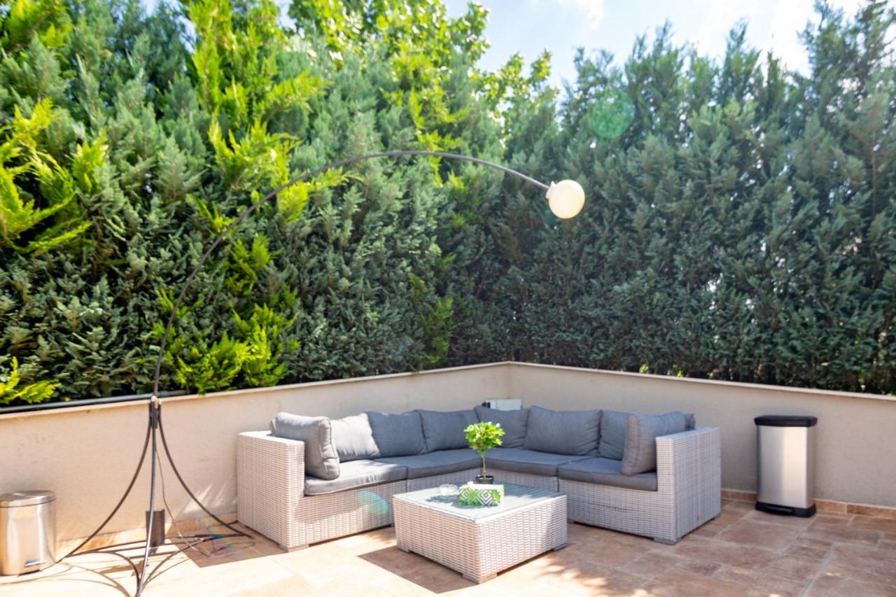 Kubiq Residence Giarmata Exterior photo